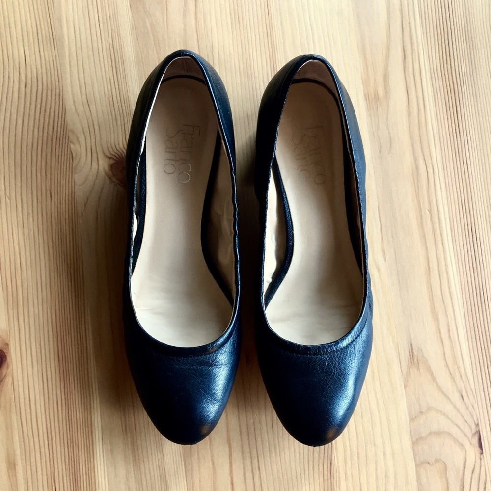 Franco Sarto Black Dress Shoes (size 7.5)